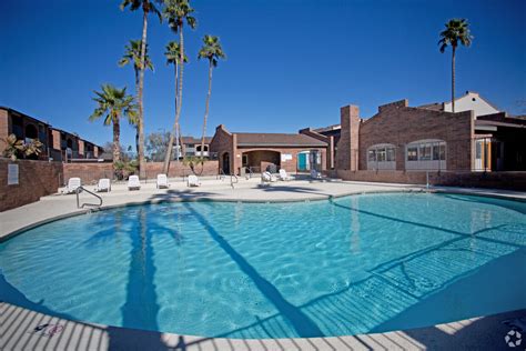 Welcome home to the <strong>Resort on 27th</strong> Ave and start coming home to paradise! Conveniently located nearby Grand Canyon University and the Christown. . The resort on 27th